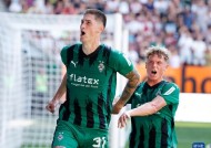 乐竟体育中文-门兴格拉德巴赫队员合作默契，团队意识强的简单介绍