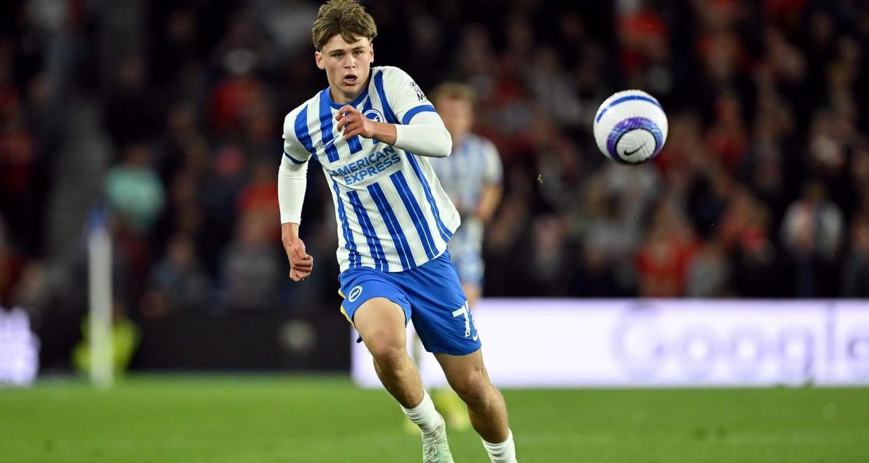 乐竟体育入口-联盟比赛中新秀球员崭露头角,青春风暴来袭的是谁  第1张